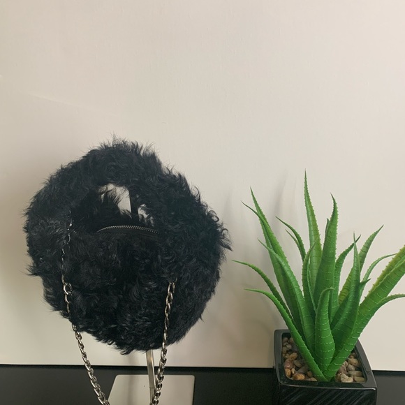 By far shearling baby cush bag NWOT - Picture 6 of 6